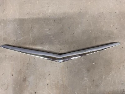 1958 Chevy Impala BelAir Biscayne Hood V Emblem Ornament El Camino Nomad Yeoman - Image 1 of 4