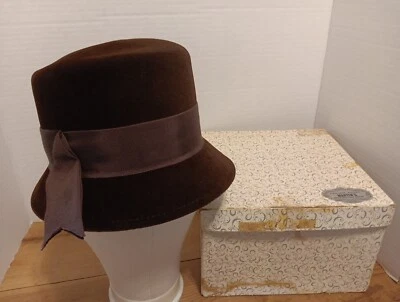 复古 Cloche 正品丝绒进口毛皮帽棕色丝带联盟制作切尔西房间 — 第 1/4 张图片