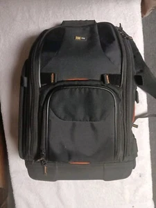 Case Logic SLRC-206 Camera And 15.4 Inch Laptop Backpack Black Camera Bag - Picture 1 of 9