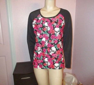 Torrid Floral Skull Swim Top Size 1X Rash Guard T-Shirt Whimsigoth Rockabilly - Bild 1 von 9
