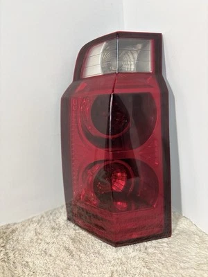 Conjunto de luces traseras del lado del conductor Jeep Commander 2006-2010 55396459AE  Foto 1 de 4