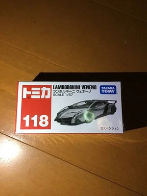 , Un, Tomica Lamborghini Veneno Red Box Tomica 118 Miniature Car - Image 1 of 3