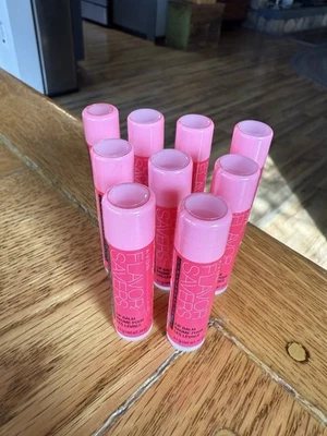 Bálsamo labial teñido fresa ahorradores sabor AVON 9 tubos nuevo sellado Foto 1 de 4
