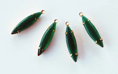 VINTAGE GLASS MARQUIS NAVETTE PENDANT BEADS 24x6mm MANY COLORS IN STOCK - Изображение 1 из 2