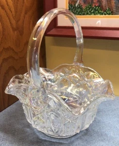 Vintage L.E. Smith Quintec Clear Pressed Glass Basket with Hand blown Handle - Picture 1 of 9