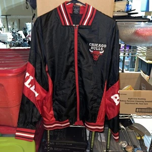 Authentic Vintage Chicago Bulls Warmup Jacket Lg rn# 109135 MJ Michael Jordan - Picture 1 of 17