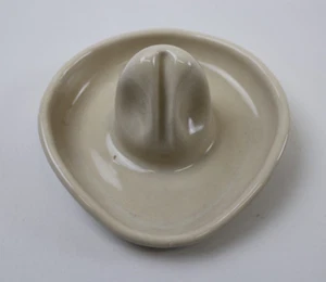 Vintage Hickok Pottery Sombrero Hat Ashtray, Vintage 1950's...MCM !! - Picture 1 of 5