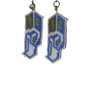 Seahawks 12. Mann, Hand Perlen Ohrringe blau baumelnd, Handarbeit Markenlos - Bild 1 von 5