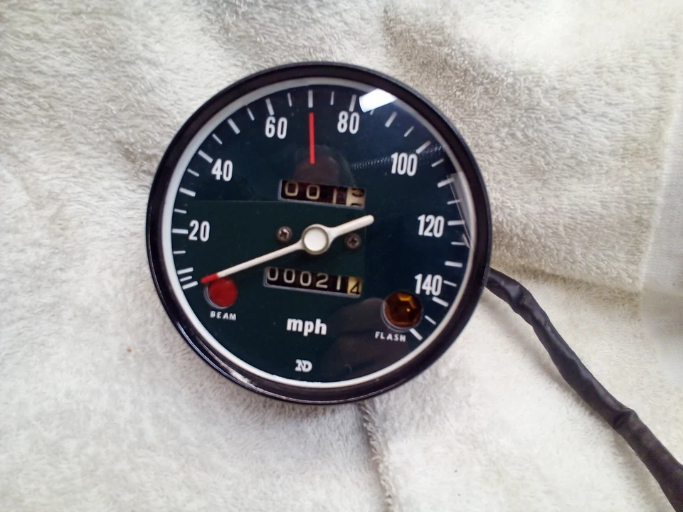 Спидометр Honda 750 CB750 K1 от оригинального производителя отремонтированный - Изображение 1 из 4