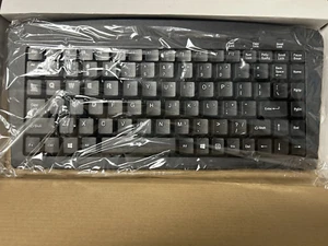 Adesso AKB-901 PS/2 USB 2.0 Wired Mini Keyboard New - Picture 1 of 2