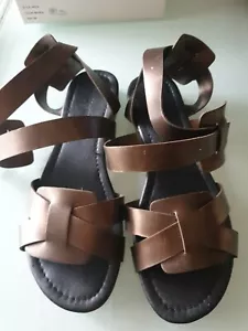 New Silence and Noise Sandals 8 - Foto 1 di 4