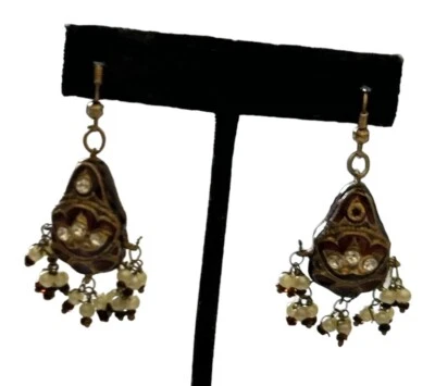 Pendientes colgantes campana Meenakari dorada malva oscura perlas indios con cuentas Foto 1 de 4