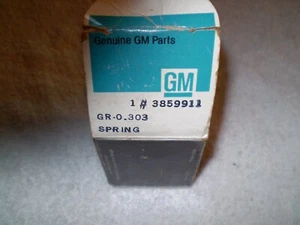 GM Part 1965 -69 Chevrolet Engine Valve Spring NOS # 3859911 - Picture 1 of 6