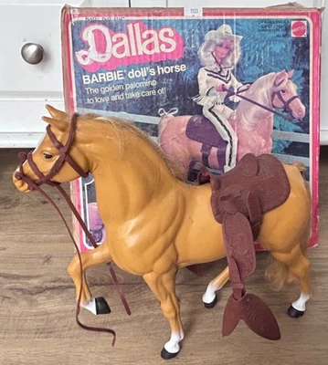 Muñeca Barbie Dallas 1980 vintage caballo con silla de montar y caja original e instrucciones Foto 1 de 4