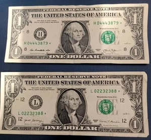2 Star Notes $1 One Dollar Bill  (2 Bills) -2013 and 2017 - Picture 1 of 3