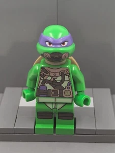 LEGO Teenage Mutant Ninja Turtles Minifigure Donatello Scuba Gear TNT031 79121 - Picture 1 of 2