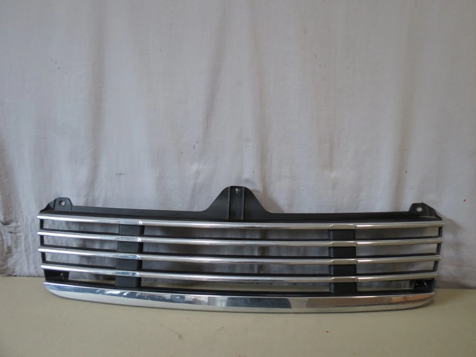 02-06 Mercedes Sprinter parachoques delantero superior radiador parrilla cromo OEM Foto 1 de 4