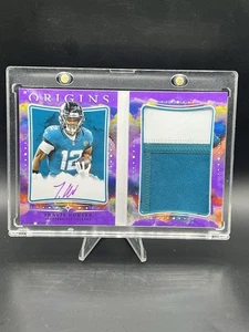 2025 Panini Origins TRAVIS HUNTER ROOKIE Auto BOOKLET FOTL PURPLE /23 SSP RC - Picture 1 of 3