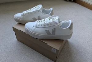 Veja Campo Women's Trainers White/Grey Size UK 6 Brand New In Box - Picture 1 of 7