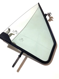 1992-1996 Ford F-150 vent glass RH (passenger) F-250, F-350, Bronco wing window - Picture 1 of 10