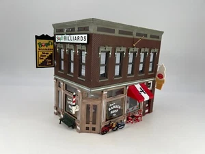 Woodland Scenics #BR5844 O Gauge Boyd's Billiard/Don's Barber Good Condition - Picture 1 of 9