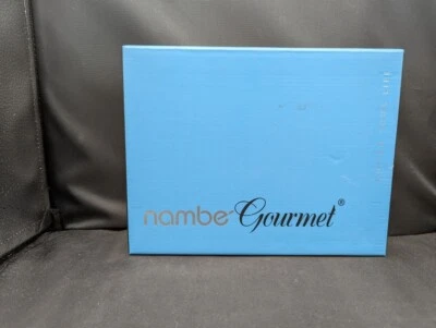 Tablero de bar Nambe Gourmet mezcla de vajilla con cuchillo medidas 9" x 7,25" Foto 1 de 4