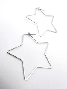 GORGEOUS Minimalist Ultra Lightweight Thin Mat Silver STAR 1.5" Hoop Earrings - Picture 1 of 8