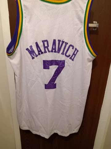 Mitchel & Ness Hardwood Classics Pete Pistol Maravich Utah Jazz Jersey 56 76-77 Cover