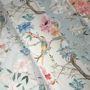 VENDIDO POR PAR 2 CORTINAS Covington ELIANA en Seda Estampado Alegre Pájaro - Imagen 1 de 4