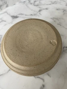 Signed Pottery Stoneware Attractive Pot - Beautiful Condition - Picture 1 of 10