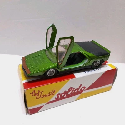 1:43 -Solido Alfa Romeo Carabo Bertone 1968 - N 172 - Open Doors - image 1 of 4