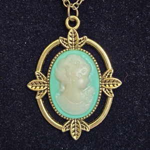 Collar camafeo Kathrine Pierce The Vampire Diaries, cadena de 20" tono dorado - Imagen 1 de 8