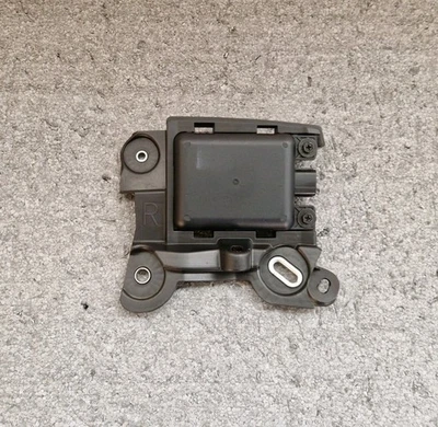 MAZDA 3 2013-19 RADAR SENSORE ANTICOLLISIONE B61T67Z41 ORIGINALE - Immagine 1 di 4