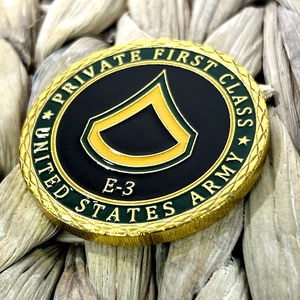 UNITED STATES ARMY - Rank PFC-PRIVATE FIRST CLASS E-3 Challenge Coin - Picture 1 of 5