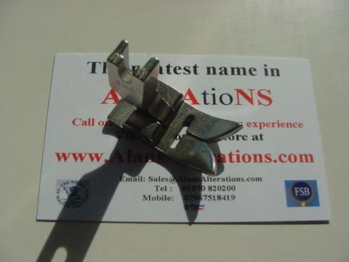 SINGER 20U ZIG ZAG STITCH SEWING MACHINE PRESSER FOOT - Image 1 of 1