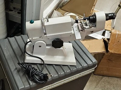 EQUIPO ÓPTICO REFRACTOR MEDIDOR LENTE (HECHO EN JAPÓN) Foto 1 de 4