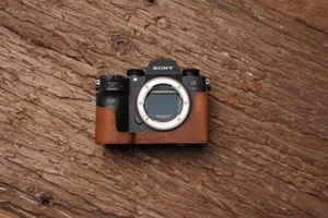 Estuche de media cámara de cuero genuino para Sony A7R III Mark III M3 Sony A9 - Imagen 1 de 32