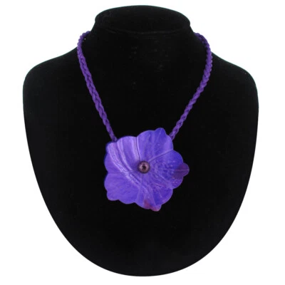 紫色珍珠母大号花朵缎面吊坠项链 17.5-20 — 第 1/4 张图片