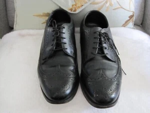VINTAGE MEN'S FLORSHEIM OXFOR BLACK DRESS WINGTIP SHOES SIZE 8D - Picture 1 of 7