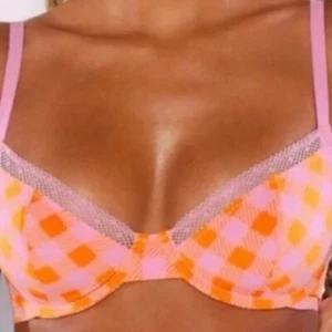Sujetador Savage X Fenty Rosa y Naranja Gingham Rewind 34A Nuevo - Imagen 1 de 8