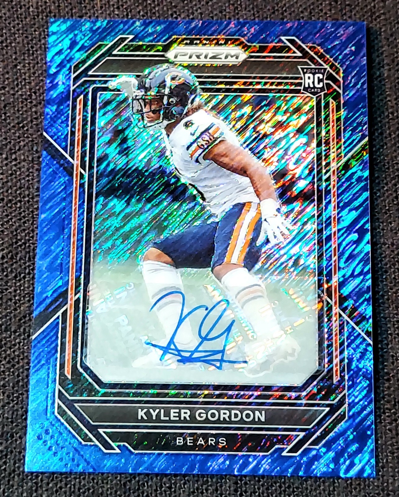 2022 Panini Prizm FOTL Blue Shimmer /25 Auto Kyler Gordon Rookie RC #385 Bears 