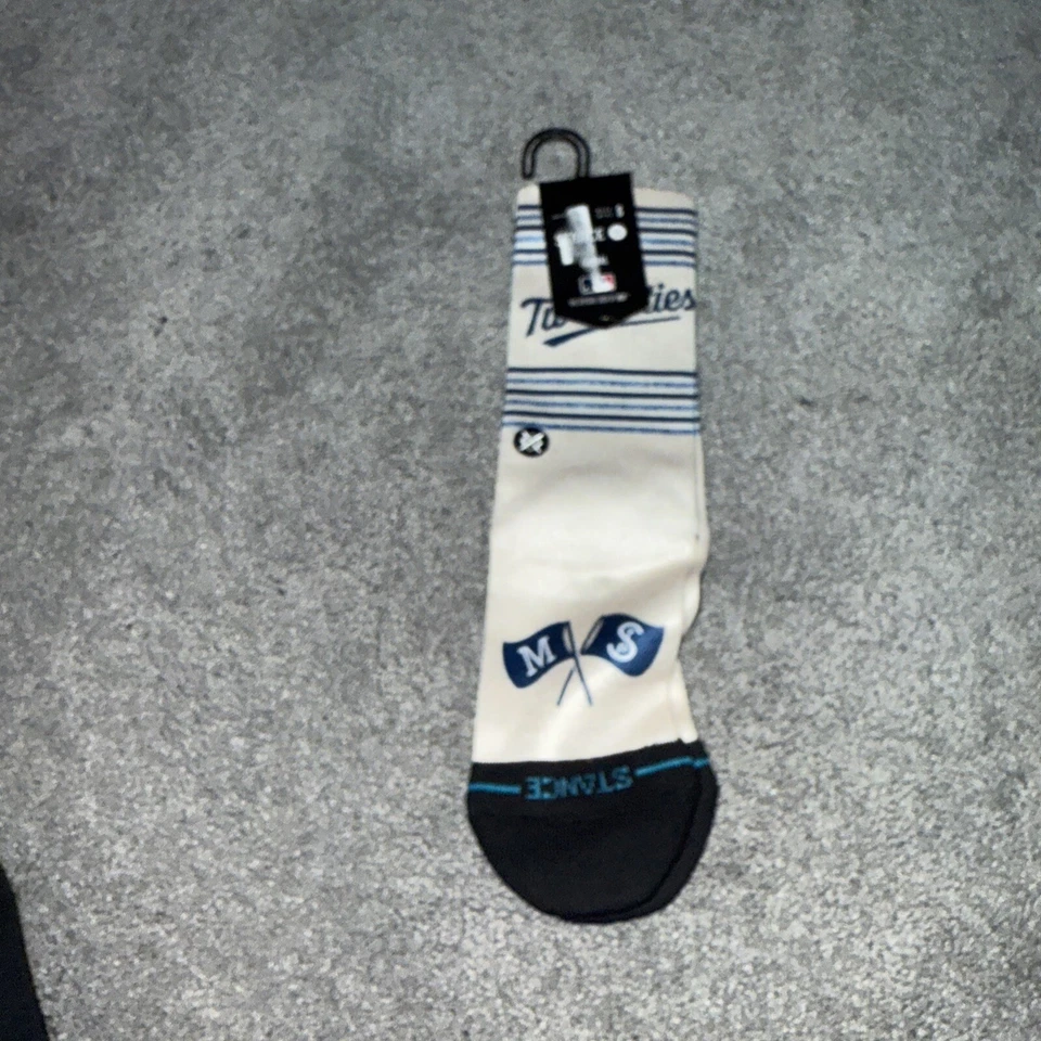 2021 Minnesota Twins Stance MLB Alternate Pinstripe Jersey Socks Large Mens 9-13