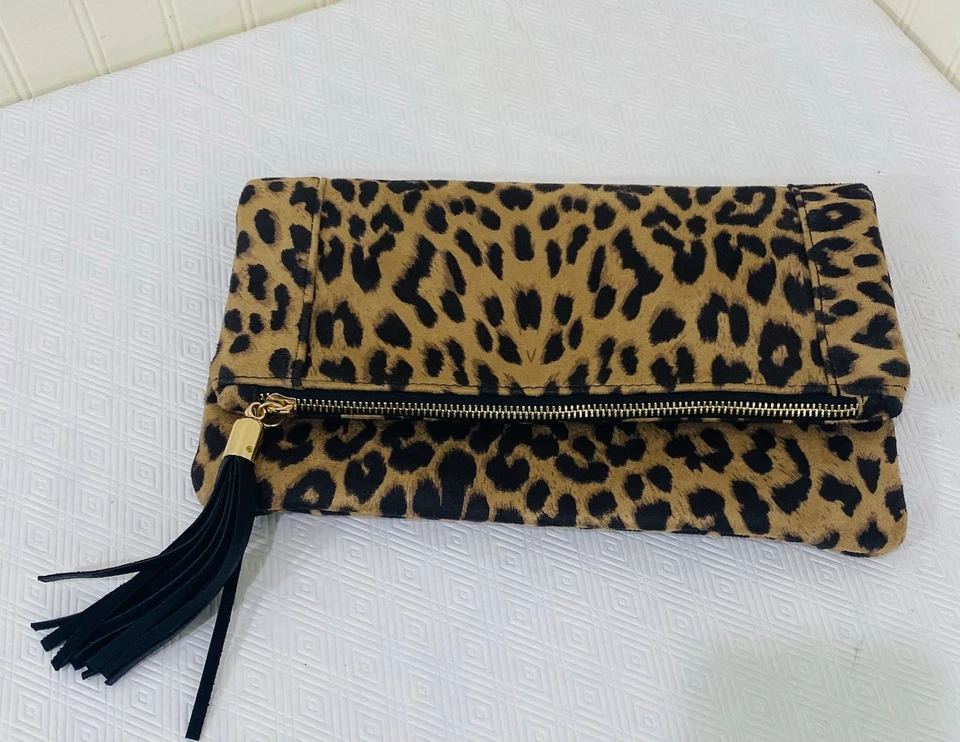 Cartera con estampado de animales Sole Society nueva sin etiquetas que vale la pena borla Foto 1 de 4