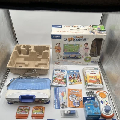 V.Smile V-Motion Active Learning System (2008) VTech 80-078800 W/ 2 Games Scooby - Image 1 of 4