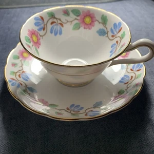 Grosvenor "Tudor Rose" Jackson Gosling Teacup & Saucer England 1930s Bone China - Picture 1 of 7