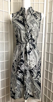 Camisa con botones Trina Turk para mujer Vestido estampado floral cachemira color negro talla 2 Foto 1 de 4