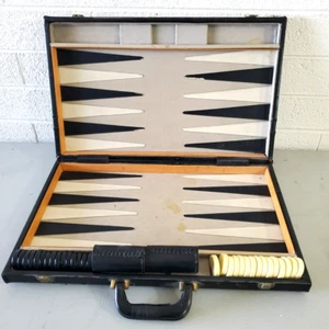 Large Vintage Backgammon Set With Bakelite Chips in Hard Case Black White Chips - Picture 1 of 17