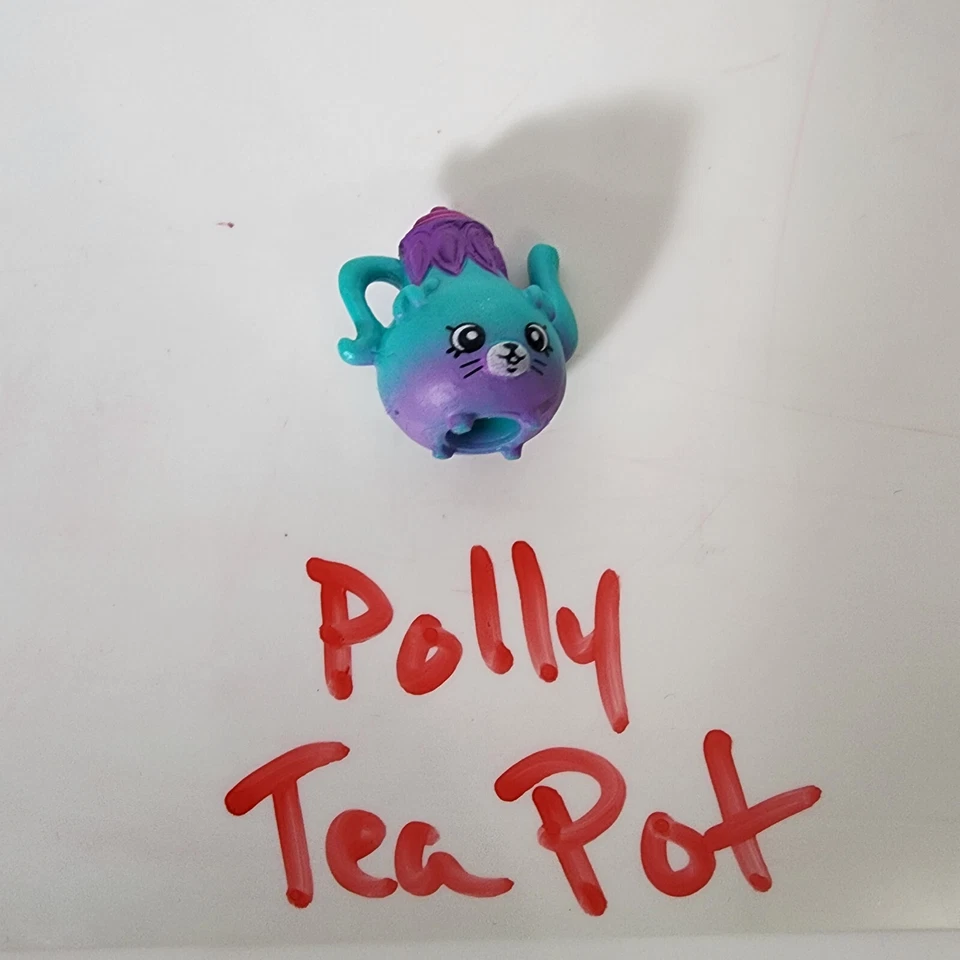 Polly Tea Pot Purple and Blue OOP Shopkins Season 5 - Image 1 of 1