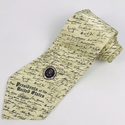 Museum Artifacts Men’s Silk Tie 60x4” Novelty U.S. Presidents Signatures GUC - Image 1 of 4