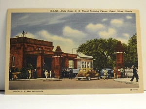 Postal de lino A753 del Centro de Entrenamiento Naval de los Estados Unidos Gerat Lakes, Illinois autos antiguos de colección - Imagen 1 de 2